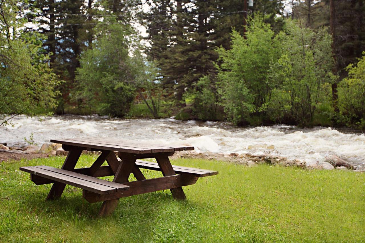 Idlewilde By The River Estes Park Exterior photo